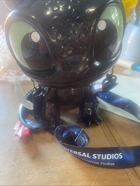 Universal Studios Toothless Night Fury Figure Lanyard